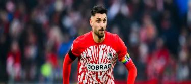 Official: Freiburg has signed a contract extension with 32-year-old left winger Vincenzo Grifo