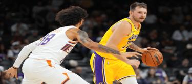 湖人104-113不敌太阳 东契奇里夫斯合砍50分难救主