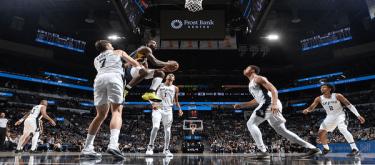 Wen Banya, Markcastle and others team up as Spurs defeat Pacers 133-104