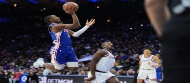 Maxi exploded for 39 points as the 76ers staged a 110-108 comeback to narrowly defeat the Clippers.