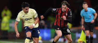 Alex Scott believes the team needs to unite and give their all to win the game.