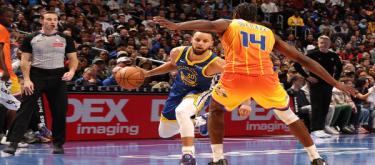 Miller's 33 points weren't enough to save the Warriors from a 132-125 victory over the Hornets.