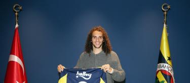 Fenerbahçe officially announce the signing of Lazio's France international midfielder Mattéo Guendouzi..
