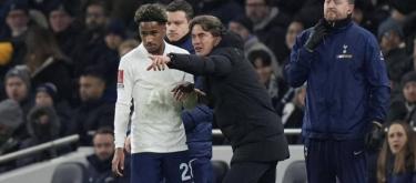 Frank frankly admitted that he didn't perform well in the first half and promised to win back the fans' support with his performance.