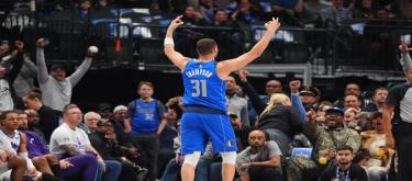 Klay Thompson's 26 points shone as the Mavericks defeated the Jazz 144-122.