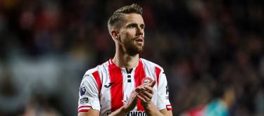 Christopher Ayer has signed a contract extension with Brentford and will remain with the club until the summer of 2023.