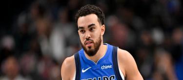 Shams: Tyus Jones will join the Nuggets as a free agent, signing a contract that lasts until the end of the season.
