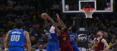 弗拉格27分马绍尔25分 独行侠以130-120轻取骑士
