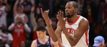 Kevin Durant reaches career milestone, surpassing Michael Jordan in total points.