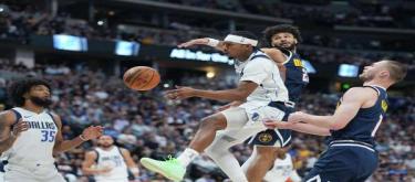 Murray's 53-point outburst gave the Nuggets a 142-135 victory over the Mavericks.