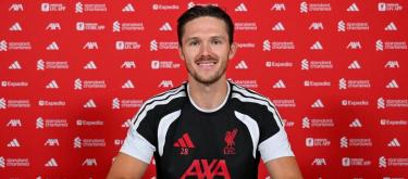 Liverpool completes contract extension with English goalkeeper Freddie Woodman..