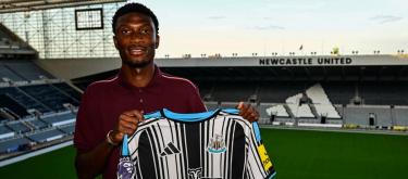 Newcastle United sign Golden Boy nominee Araghi Bamba