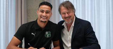 Sassuolo completes contract extension with right-wing back Simone Cinquegrano..