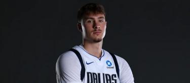 Official: The Mavericks have exercised the team option for the third year of Flagg's rookie contract.