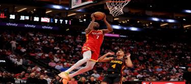 Shen Jing scored 29 points and Durant added 22, as the Rockets defeated the Hawks 120-110.